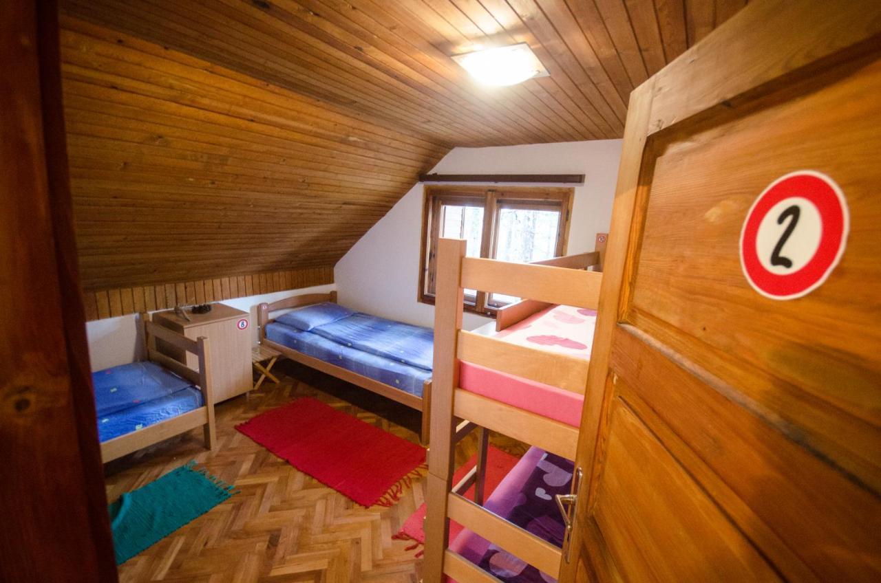 Rustic Home Tara Kaludjerske Bare Luaran gambar
