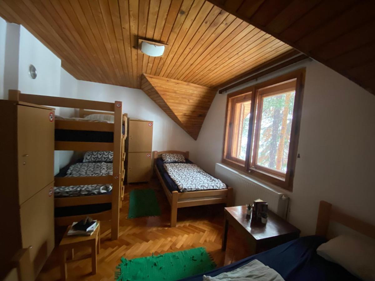 Rustic Home Tara Kaludjerske Bare Luaran gambar
