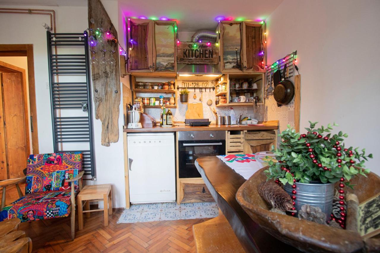 Rustic Home Tara Kaludjerske Bare Luaran gambar