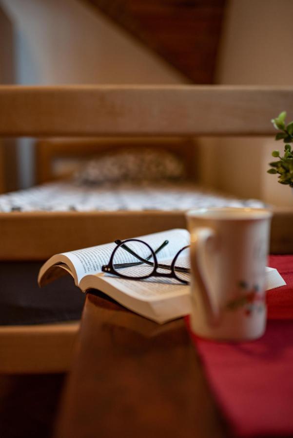 Rustic Home Tara Kaludjerske Bare Luaran gambar