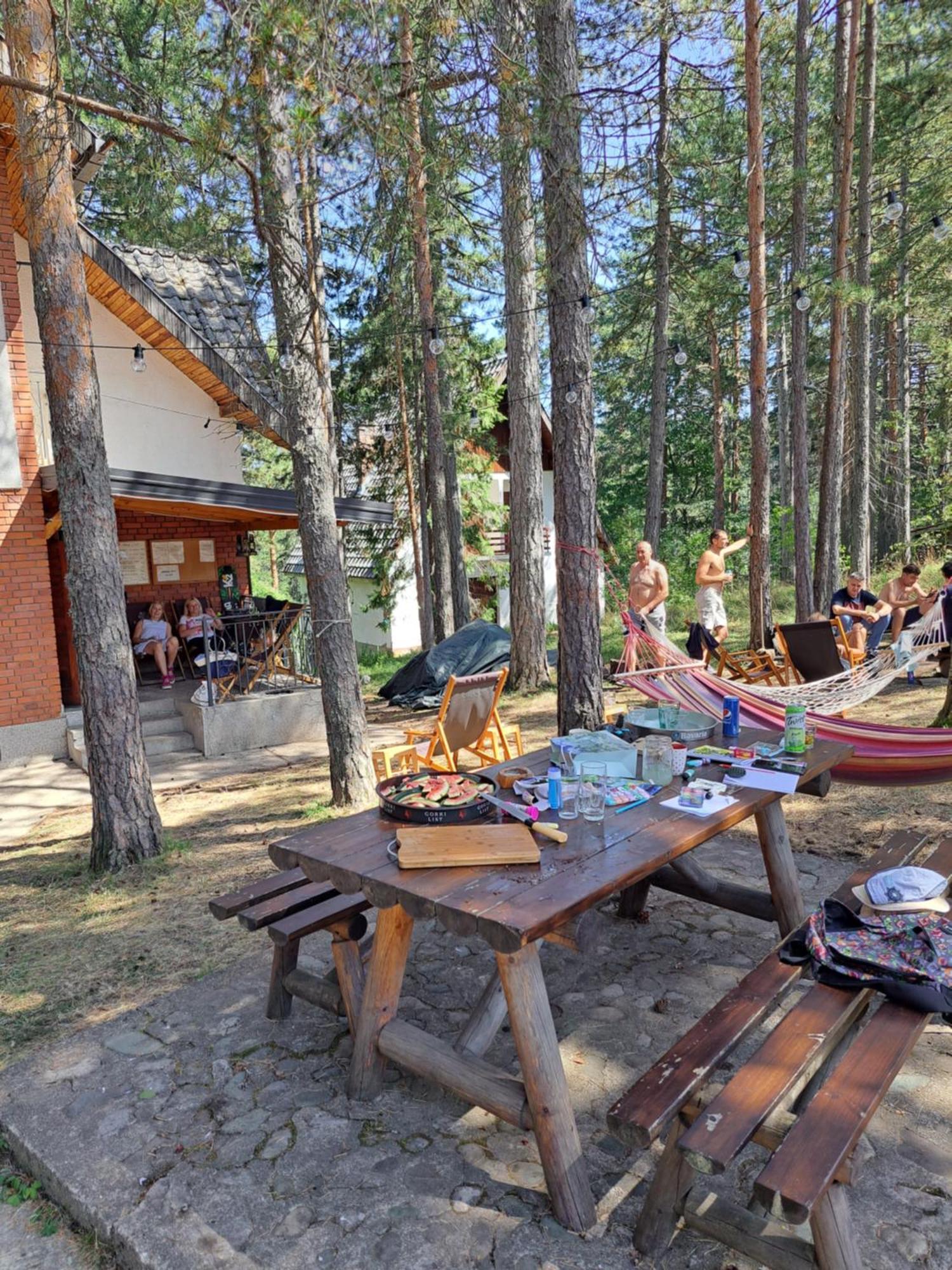 Rustic Home Tara Kaludjerske Bare Luaran gambar