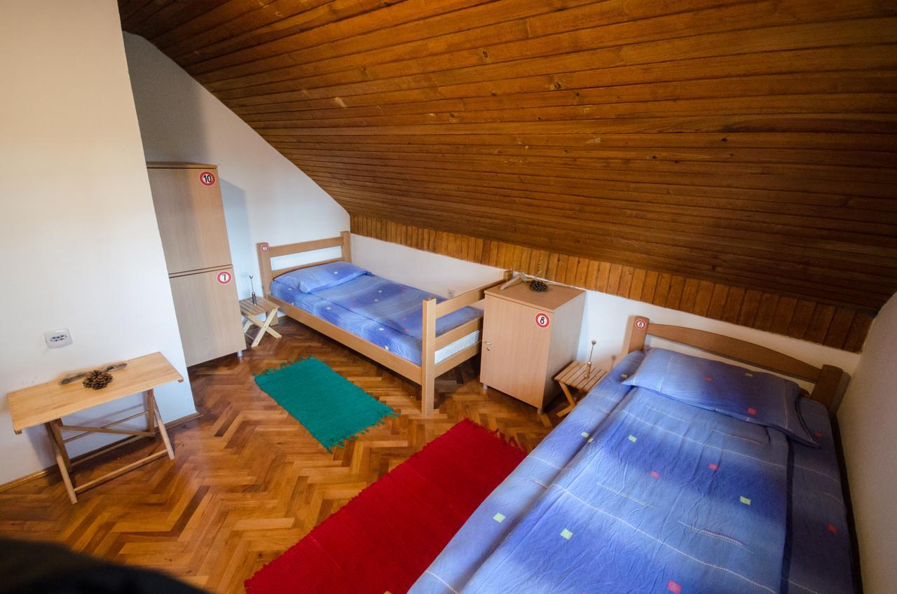 Rustic Home Tara Kaludjerske Bare Luaran gambar